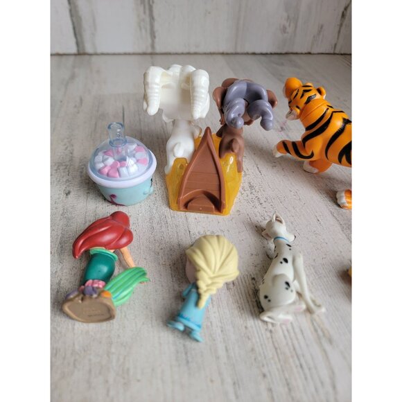 Disney variety toy aerial Elsa tiger Simba dalmatian play - Picture 7 of 9